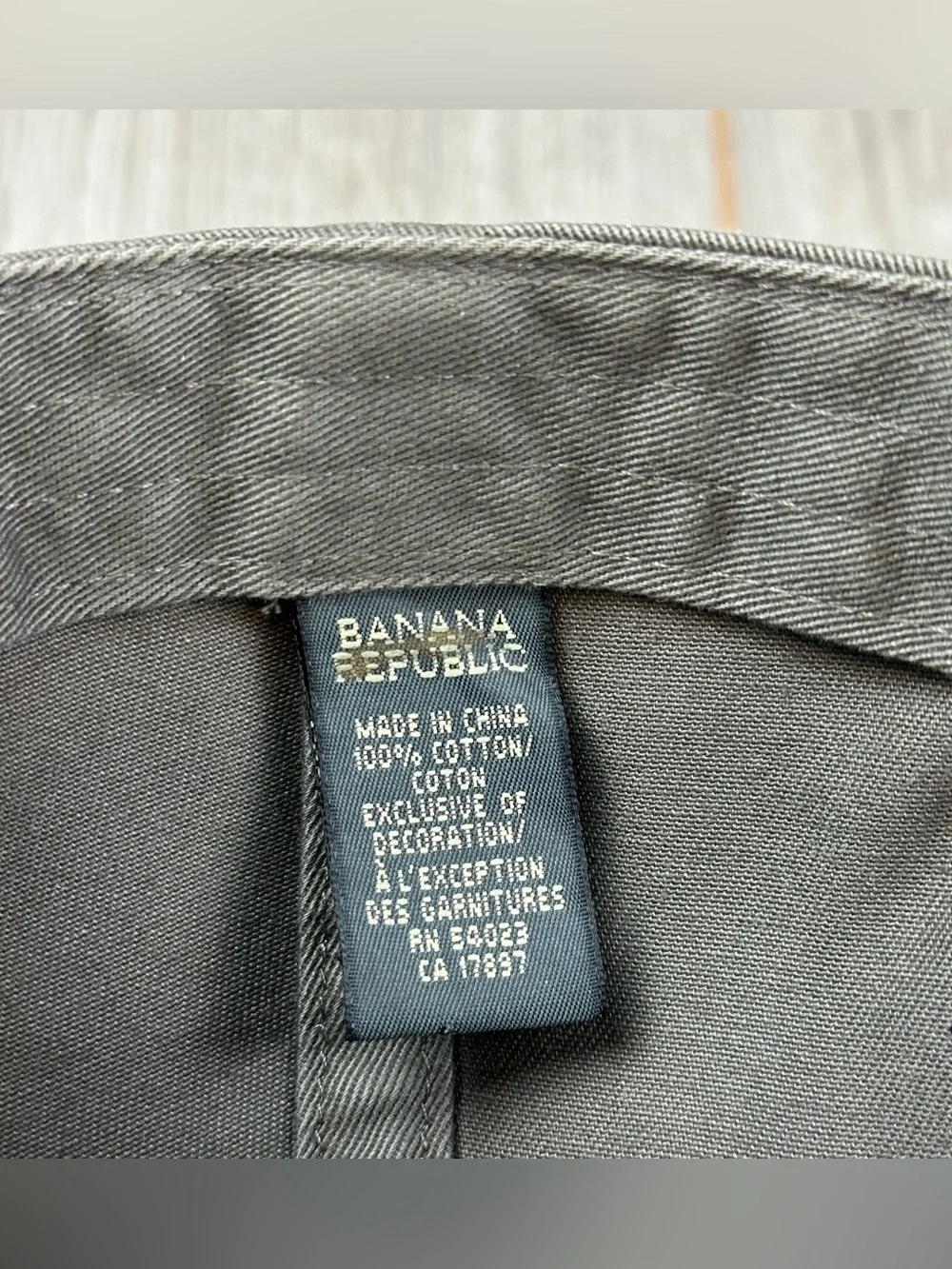 Vintage Y2K Banana Republic Hat American Flag Strap Back Gray 2003